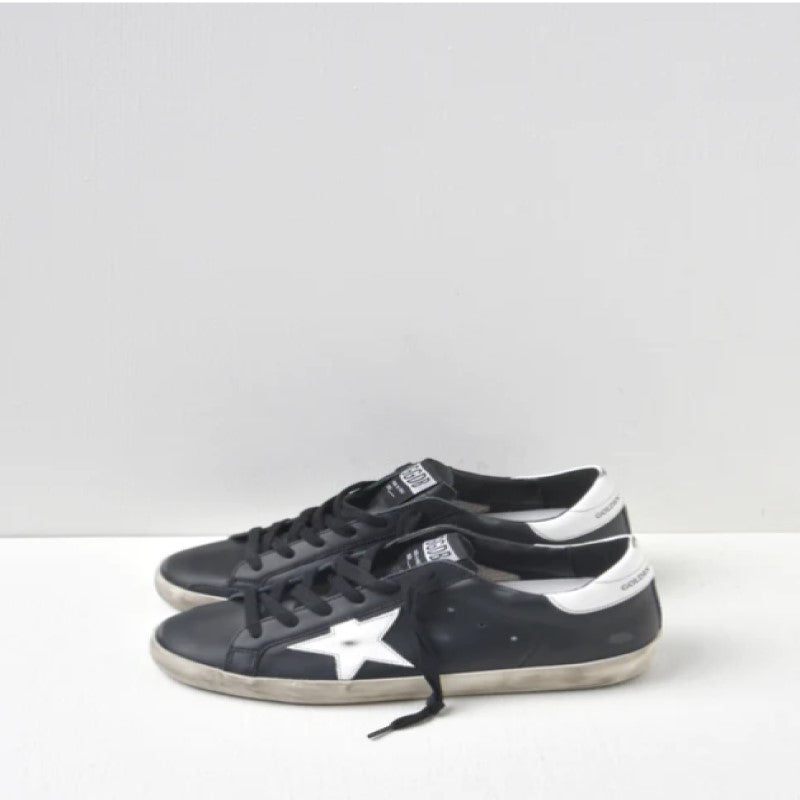 SIZE 8 SUPERSTAR LEATHER SNEAKERS